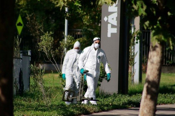 Grupo se adjudica ataque explosivo en edificio del grupo Schiess en Vitacura