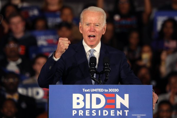 Biden gana en Carolina del Sur y candidatos demócratas viajan a Alabama a conmemorar marcha de derechos civiles