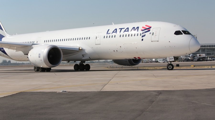 <p>Latam avanza en plan de remodelación de cabinas y extenderá categoría premium economy a todos los mercados donde opera</p>