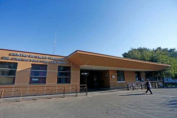 Dan de alta a paciente con coronavirus y Minsal identifica a 60 personas con las que tuvo contacto