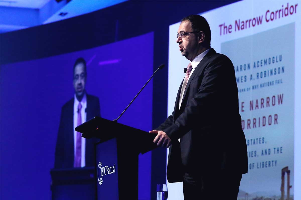 <p>La jornada de Daron Acemoglu en Chile</p>