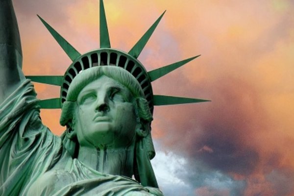Robusto crecimiento del empleo en EEUU apuntala economía en contexto de coronavirus