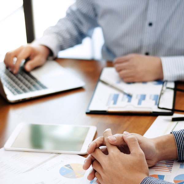 <p>Empresas deberán cuantificar impacto del Covid-19 en sus resultados a marzo</p>