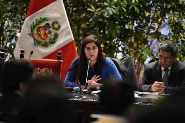Perú intenta salir de la sombra del escándalo de corrupción