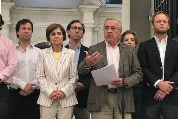 Ministro Mañalich declara que Chile entra oficialmente en fase 3 por coronavirus