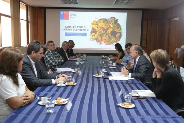 Gobierno posterga censo agrícola y forma comité de abastecimiento a raíz del Coronavirus