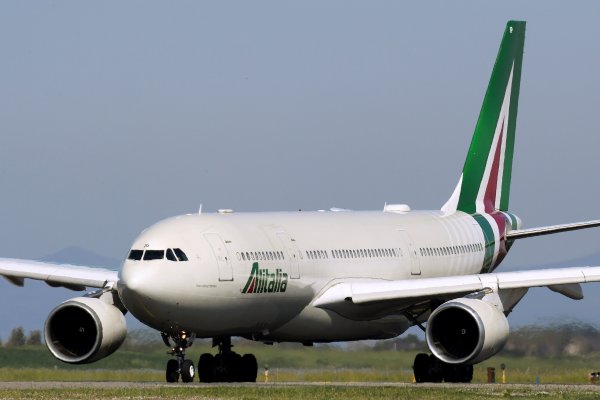 Italia renacionalizará Alitalia por la crisis