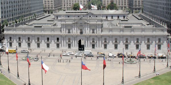 ¿Se atiende en las oficinas? Hacienda e Interior definen cómo se aplicará teletrabajo en el sector público por coronavirus