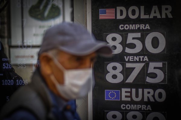 ¿Dólar en $ 1.000? Esto dicen los actores del mercado de divisas