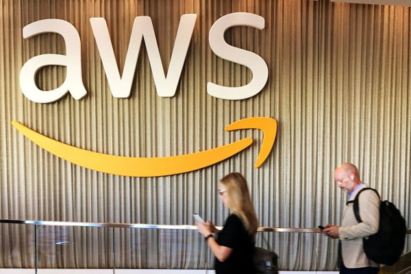 Amazon lanza iniciativa para acelerar diagnóstico, investigación y exámenes del coronavirus