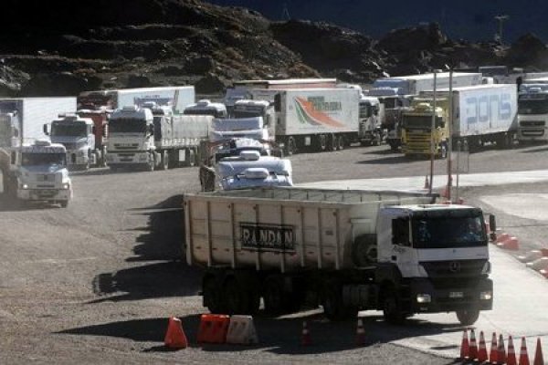 Perú, Brasil, Bolivia, Chile, Argentina y Uruguay homologarán procedimientos de tránsito de carga