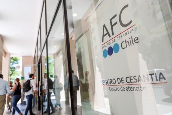 Regulador instruye a la AFC a mantener abiertas sucursales para tramitar seguro de cesantía