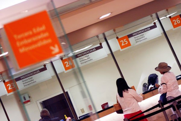 Scotiabank y Banco Bice detallan las medidas para sus clientes en medio de la crisis por el coronavirus