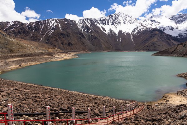 Junta de Vigilancia del Río Maipo prevé mayor consumo de agua potable para usos de higiene y aumentará redistribución para el Gran Santiago