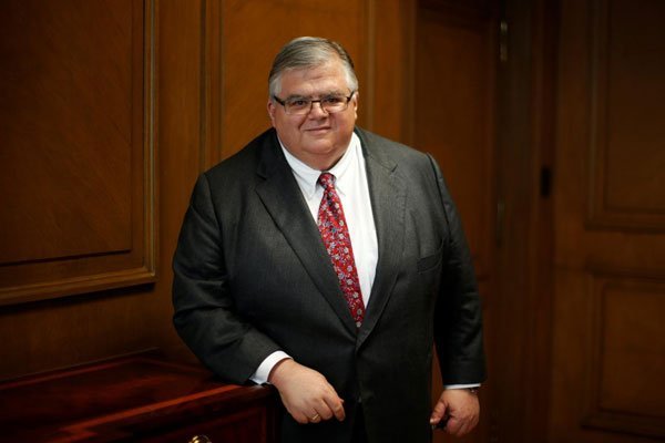 Agustín Carstens: Los gobiernos y los bancos centrales deben profundizar la ayuda a las economías