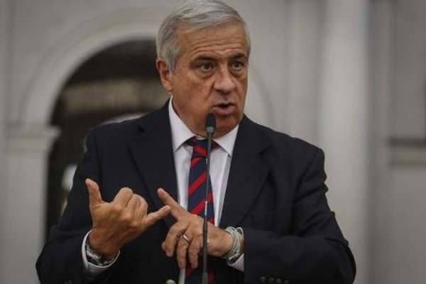 Gobierno acelera gestiones con Isapres para congelar alza de planes de salud