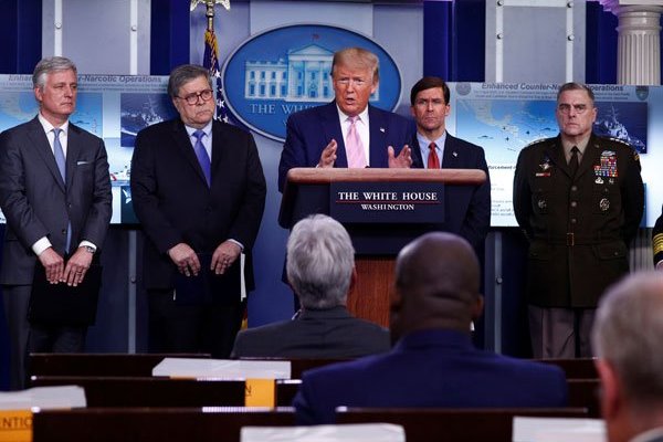 <p>El presidente de EEUU, Donald Trump ordenó este miércoles el despliegue de barcos frente a Venezuela para operación antidrogas. Nicolás Maduro dijo que responderá con la “furia bolivariana”</p>