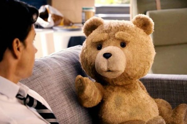 La disputa entre Entel y el CNTV por la película Ted