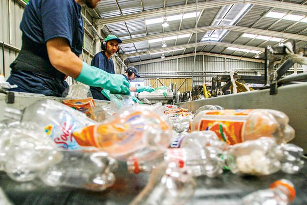 Coronavirus: Medio Ambiente lanza hoy plan de apoyo para industria y recicladores de base