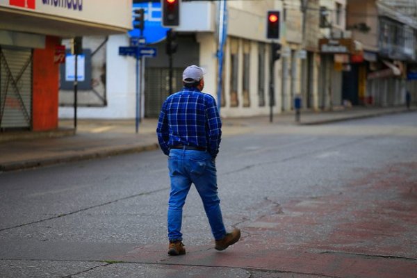 Cadem: El 70% no cree que se beneficiará de las medidas económicas adoptadas por el Gobierno