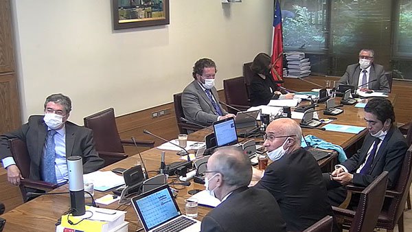 Briones: sería una "señal favorable" que banca reduzca reparto de dividendo a mínimo legal