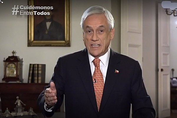 Piñera anuncia ley de teletrabajo para el sector público y pospone reingreso de clases