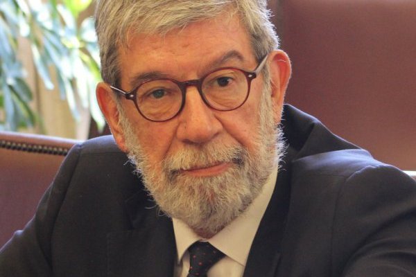 Coronavirus: piden que mayores reasignaciones para enfrentar la pandemia provengan del Ministerio de Defensa