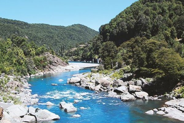 Alexander Serrano: “El agua es un factor clave para la recuperación económica post Covid-19”