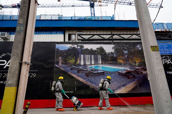 <p>La empresa ha implementado un conjunto de medidas en sus obras.</p>