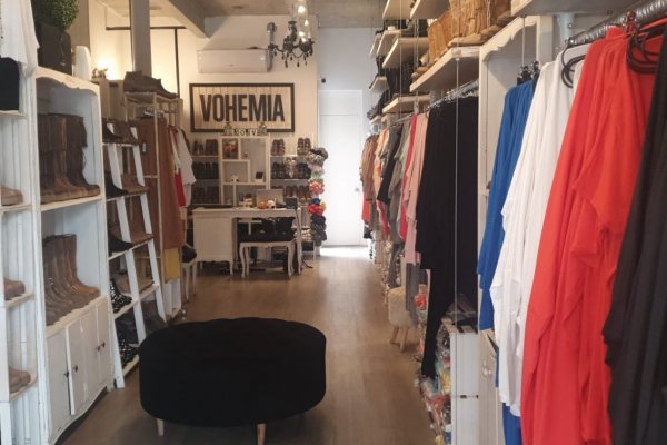 Tiendas de ropa sobrellevan el coronavirus vía e-commerce y reabren con nuevo foco como puntos de despacho y retiro