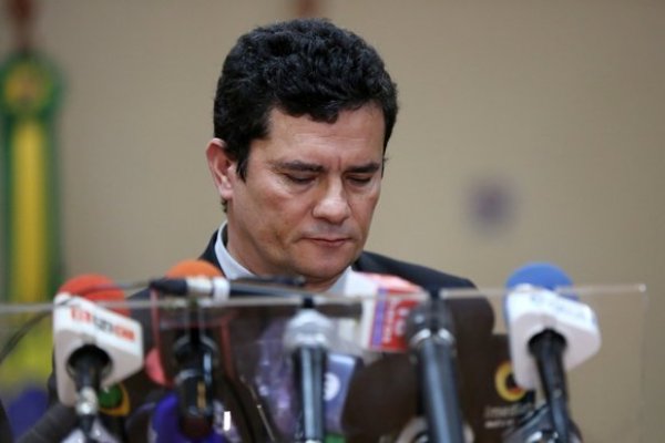 Ministro de Justicia de Brasil, Sergio Moro, presentó su renuncia por disputas con presidente Bolsonaro