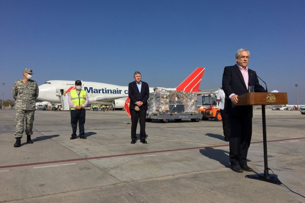Piñera recibe 72 nuevos ventiladores mecánicos mientras en el país se registra la mayor cifra de contagios en 24 horas