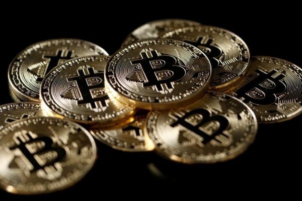 Bitcoin crece como activo refugio y sube sobre 5% en medio del Covid-19