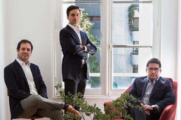 La receta de tres jóvenes estudios legales para emprender y sobrevivir en medio de las crisis
