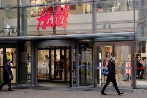 Ventas de H&M se desploman un 57% en los últimos dos meses y actividad en tiendas abiertas está "silenciada"