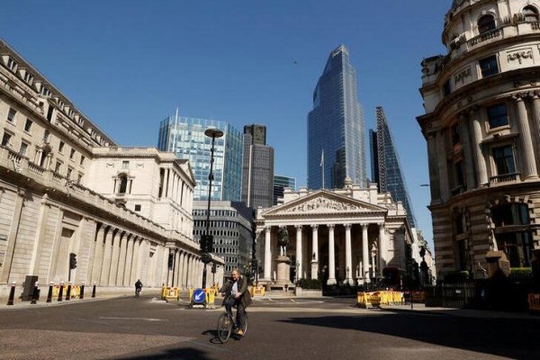 El Banco de Inglaterra augura una caída del 14% del PIB del Reino Unido en 2020