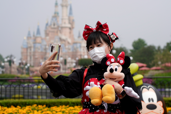 Disney de Shanghai abre sus puertas al público en medio de la pandemia