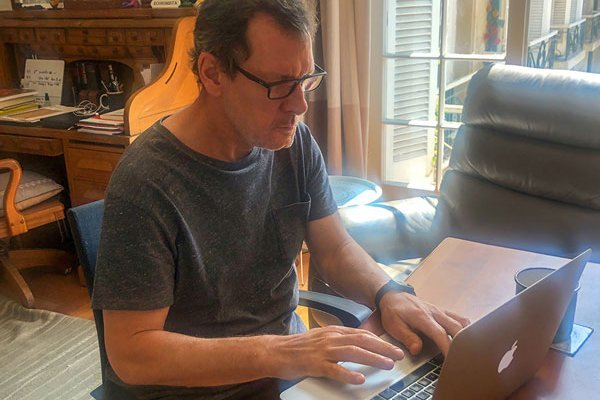 Raphael Bergoeing: “Es clave entender que para la política pública no puede existir una tensión entre lo sanitario y lo económico”
