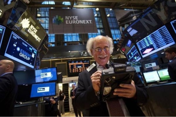 Posible vacuna contra el coronavirus desata la alegría en las bolsas y Wall Street llega a su mejor nivel de inicios de marzo
