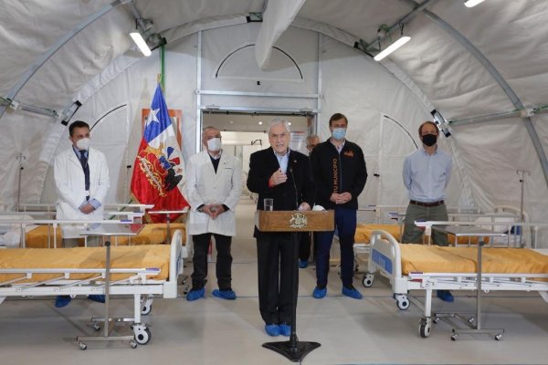 Presidente anuncia cinco hospitales modulares para junio y señala que el sistema de salud está "muy cerca del límite"