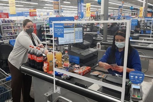 Lider vuelve a abrir supermercado que fue saqueado al menos dos veces en Quilicura