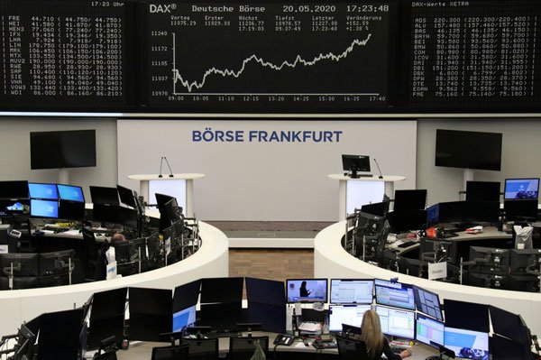 Bolsa chilena se une a auge global de acciones ante optimismo de inversionistas por reapertura económica