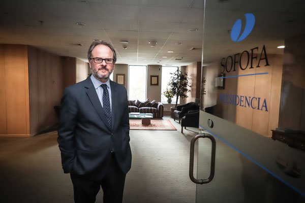 <p>Los nuevos rostros que se suman al comité ejecutivo de Sofofa</p>