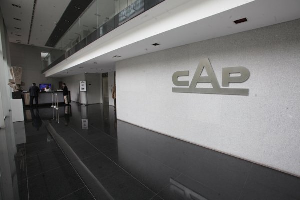 CAP sigue escalando en la bolsa de la mano del salto en el precio del hierro