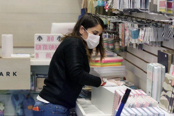 INE reveló que casi la mitad de los microemprendedores no superó el sueldo mínimo mensual como ganancia en 2019