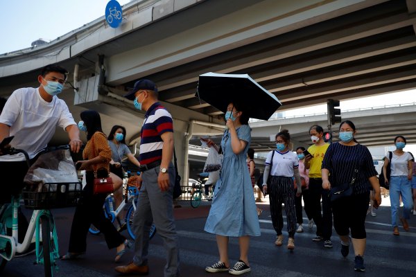 Beijing declara la "guerra" al coronavirus para evitar una segunda ola masiva