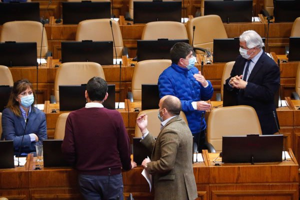 Nuevo Ingreso Familiar de Emergencia avanza al Senado