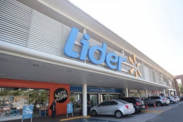 Walmart anuncia que desde este lunes 26 locales vuelven a su horario normal