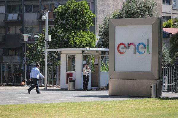 Matriz de Enel Americas sigue aumentando su participación en la compañía