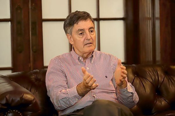 Melero de la CNC: “No me atrevo a hacer una campaña contra el comercio informal, vivimos una situación social muy dramática para eso”